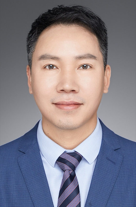 苏润春律师形象照